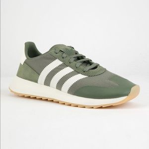 🌵Adidas Originals 70’s Flashback Olive Green🌵